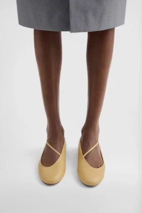 Elyss Ballerina