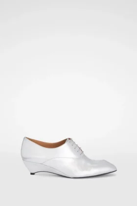 lace up shoe 1 4 280x420 - Lace-Up Shoe