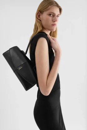 Linea Shoulder
