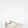 Moon Sneaker