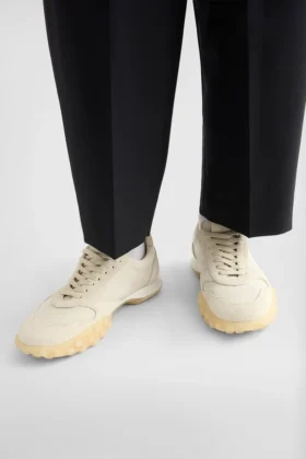 Moon Sneaker