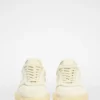 Moon Sneaker