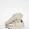 Moon Sneaker