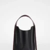 Pivot Tote