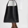 Pivot Tote